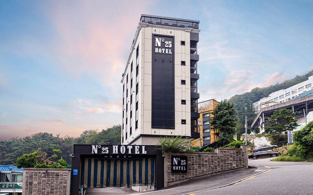 undefined NO 25 Mandeok 4