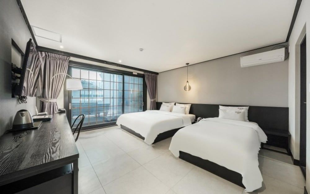 undefined Almond Hotel Busan Gupo 4