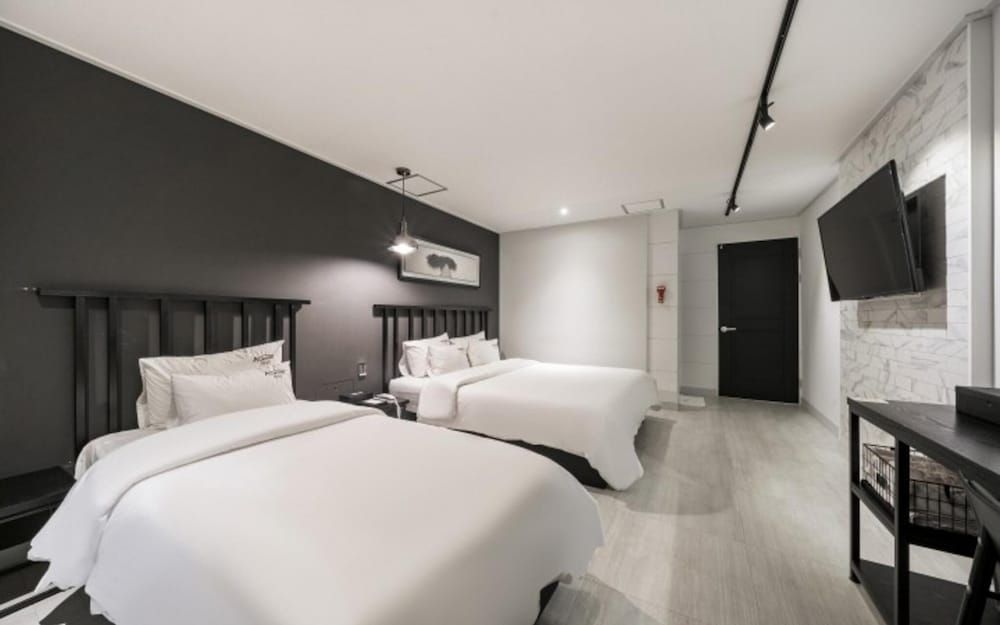 Almond Hotel Busan Gupo Room ([Breakfast Free] Business Twin + Netf) 4