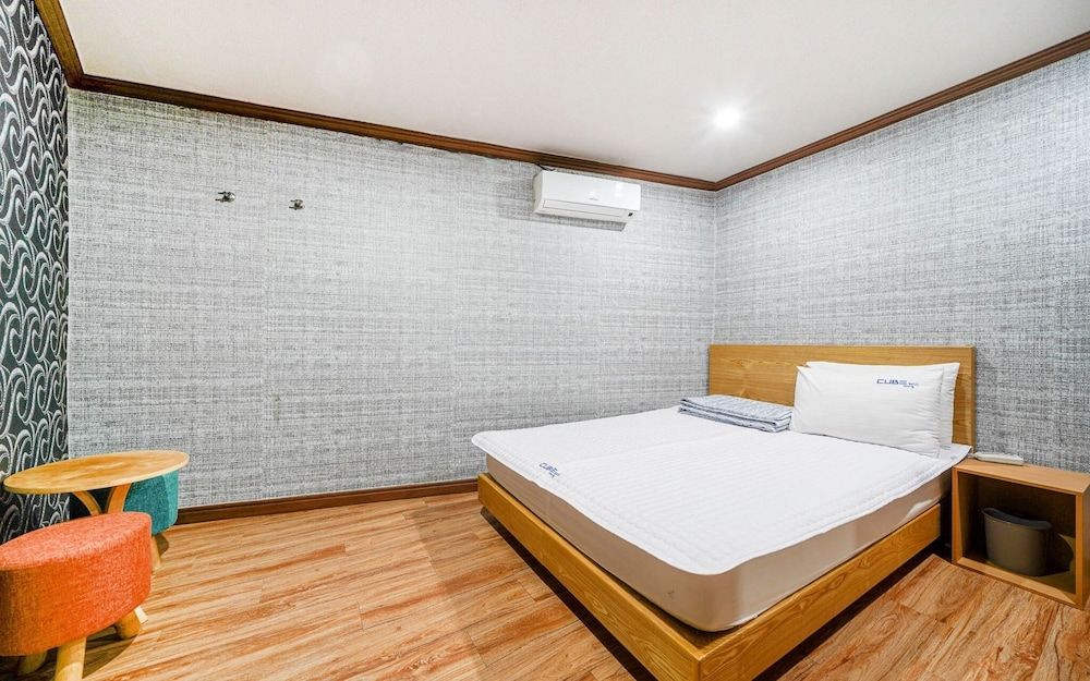 undefined Busan Yeongdo Cube 3