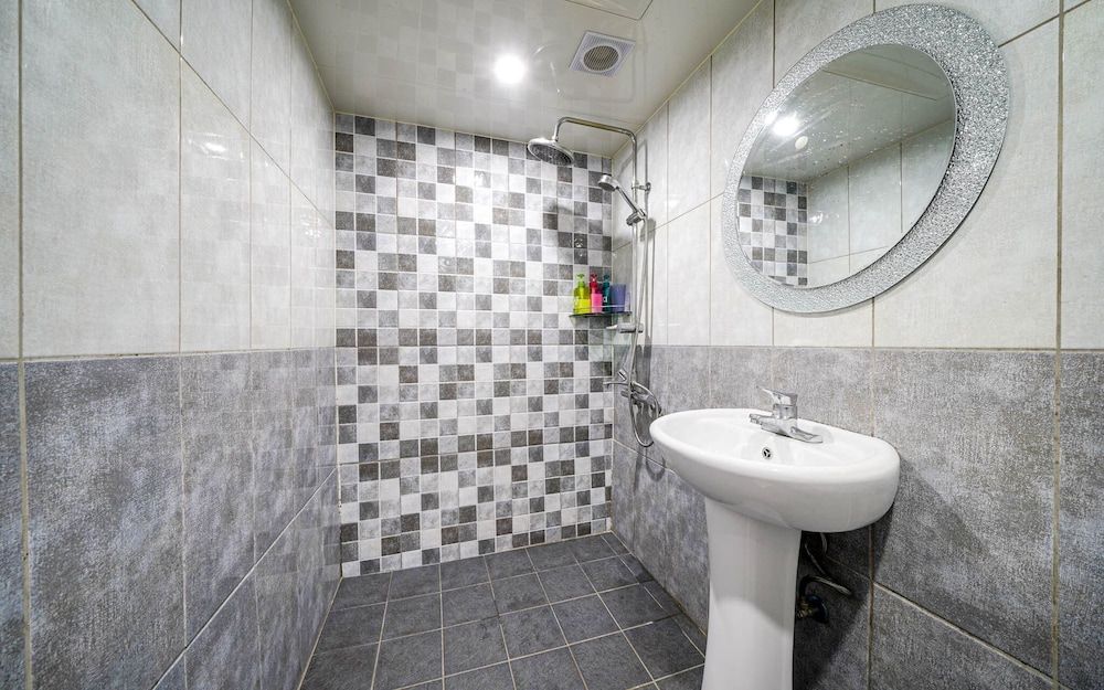 undefined Busan Yeongdo Cube 9