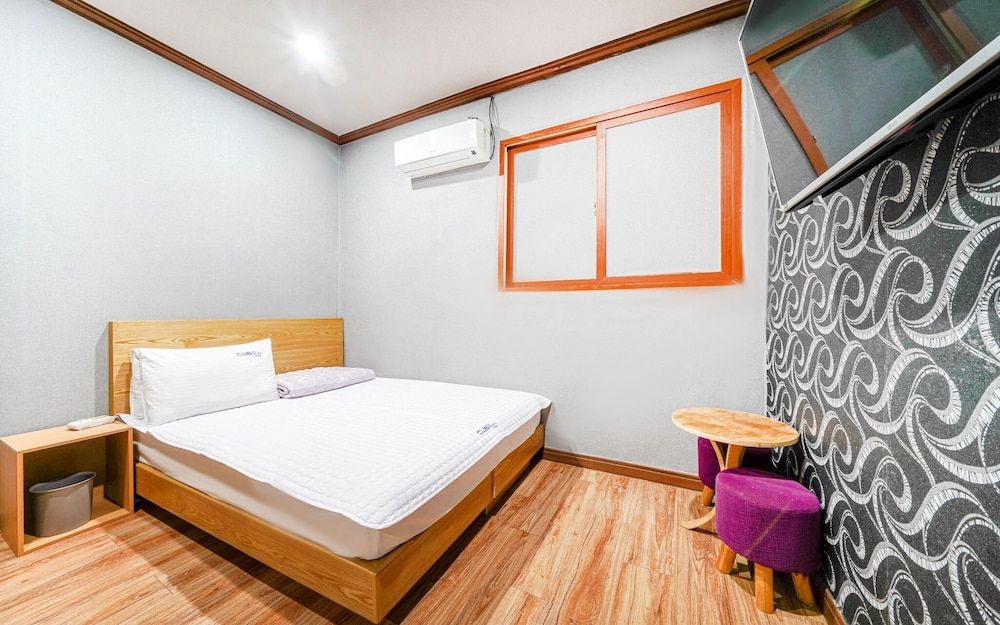 undefined Busan Yeongdo Cube 7