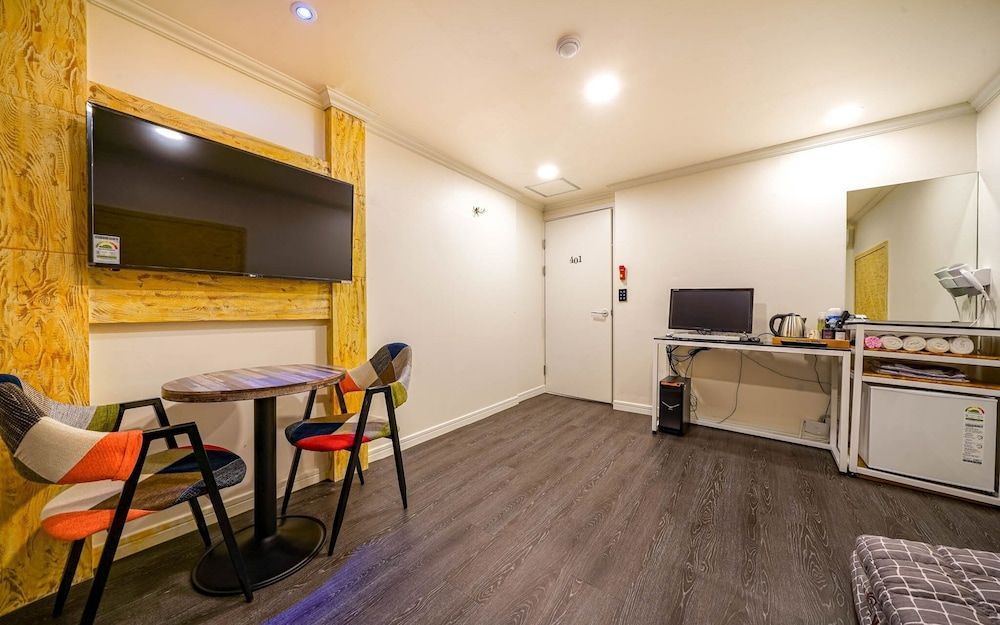 Busan Dongnae Dreams Room (Premium Ondol (Free to watch Netflix))