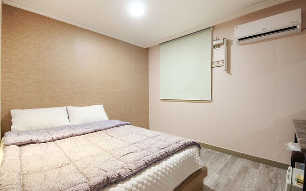 Busan Suyeong Grand Room (Standard A (No Parking For 2 Netflix))