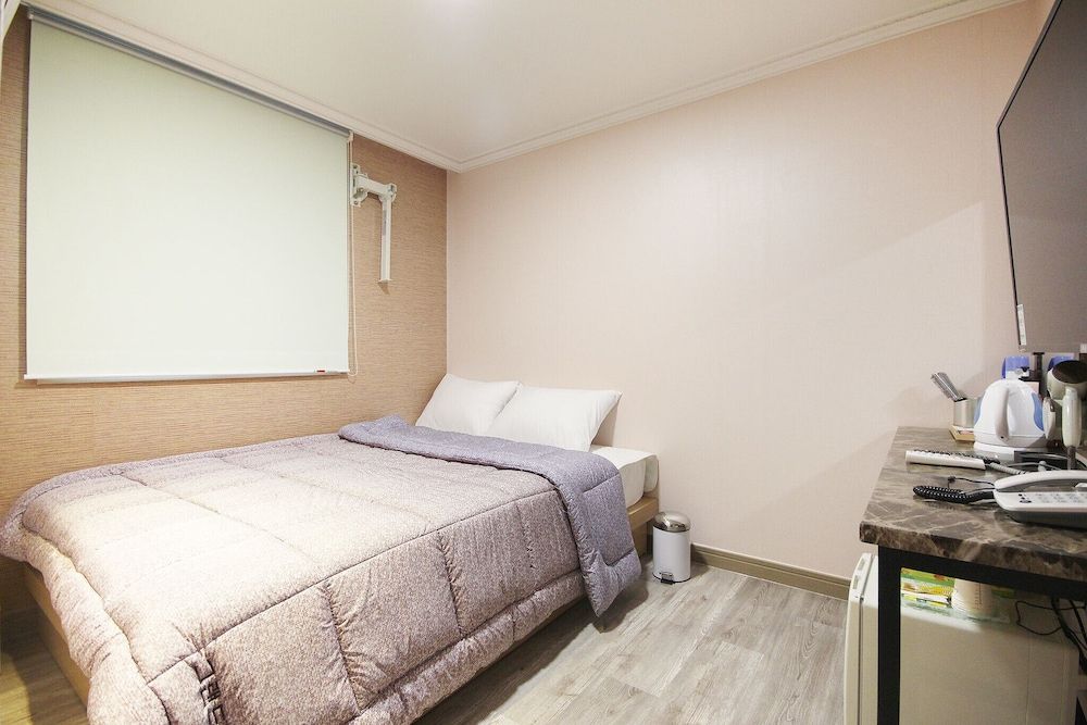 Busan Suyeong Grand Room (Standard A (No Parking For 2 Netflix)) 11