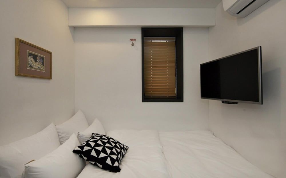 Nampo Gray Hotel Room (Standard Single Breakfast Included fo) 3