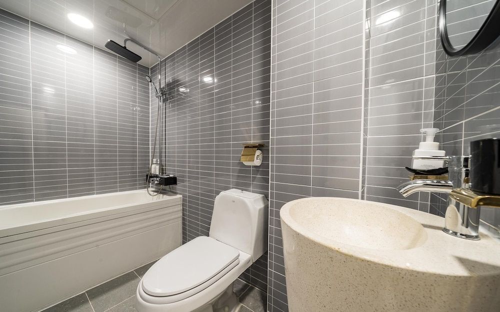 Busan Beomildong Challenge Hotel Room (Deluxe (no parking)) 3