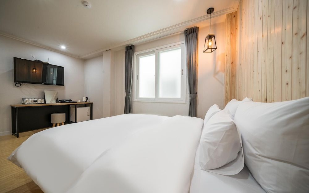 Busan Beomildong Challenge Hotel Room (Deluxe (no parking)) 2