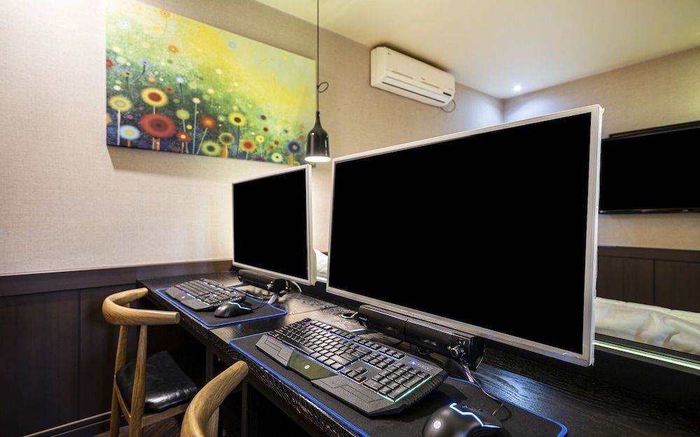 Busan Deokcheon 2heaven Hotel Room (Premium high-spec couple PC room + NE) 4