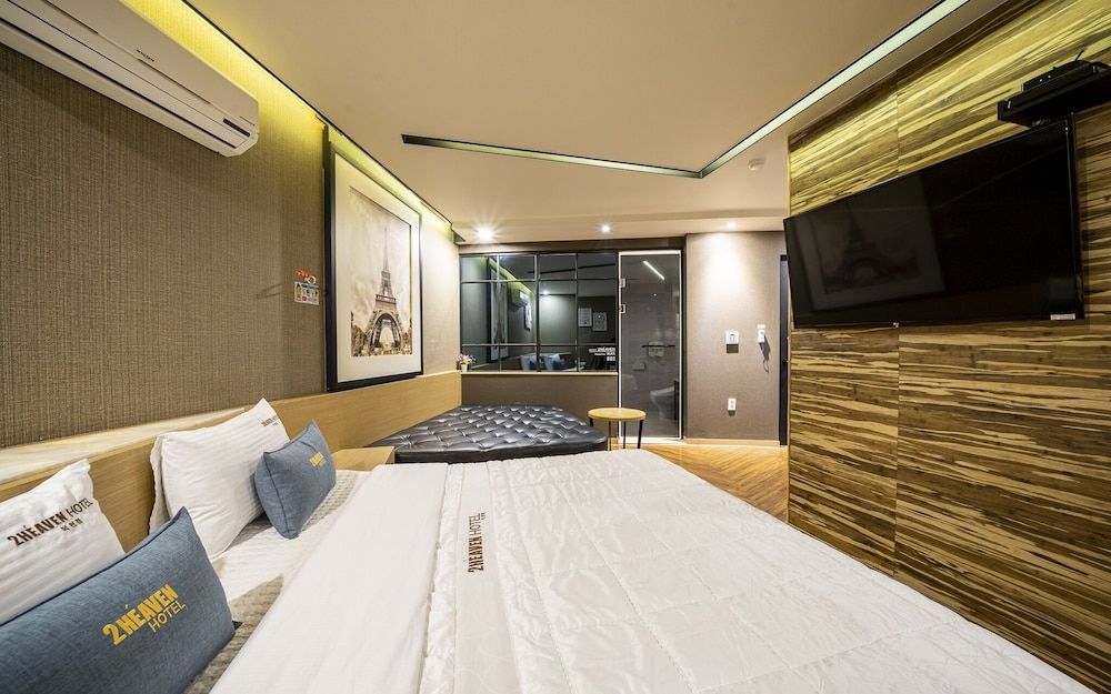 Busan Deokcheon 2heaven Hotel Room (Premium high-spec couple PC room + NE) 11