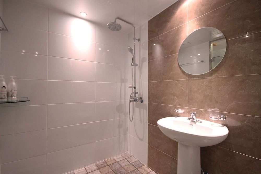 Busan Seomyeon W Room (Standard room) 13