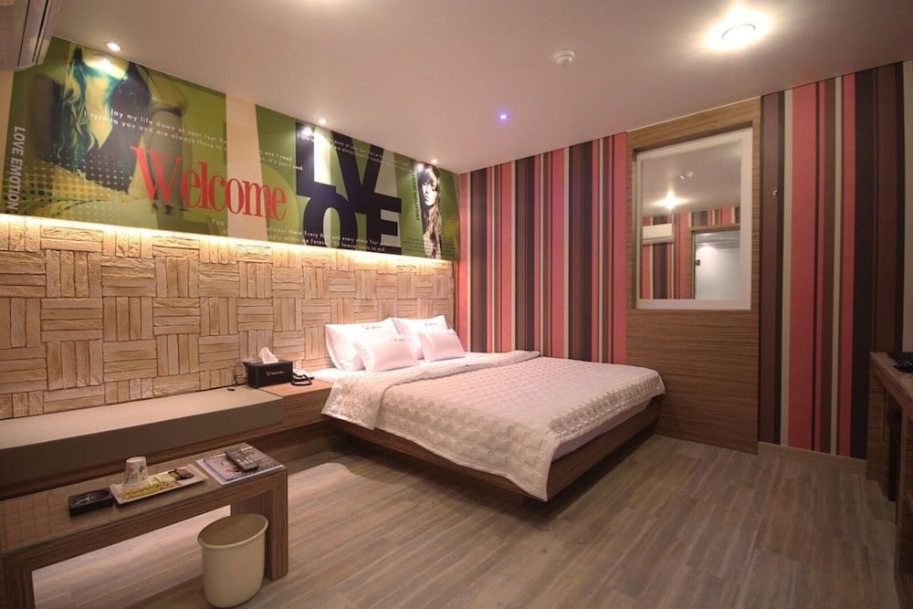 undefined Busan Seomyeon W 2