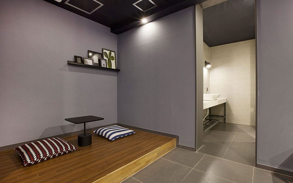 Busan Yeonsan Togok Brown Dot Room (VIP (All rooms can watch Netflix) (to) 4