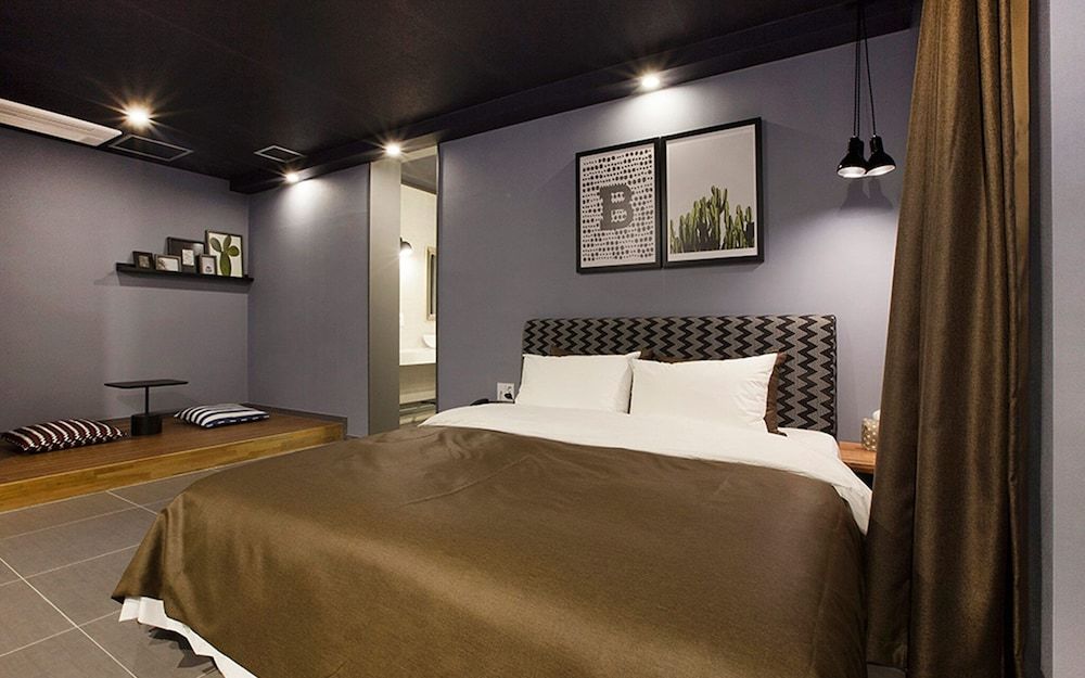 Busan Yeonsan Togok Brown Dot Room (VIP (All rooms can watch Netflix) (to) 3