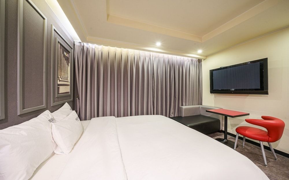 Busan Gwangalli Nuri Hotel Room (Deluxe (high-end amenities provided f) 2