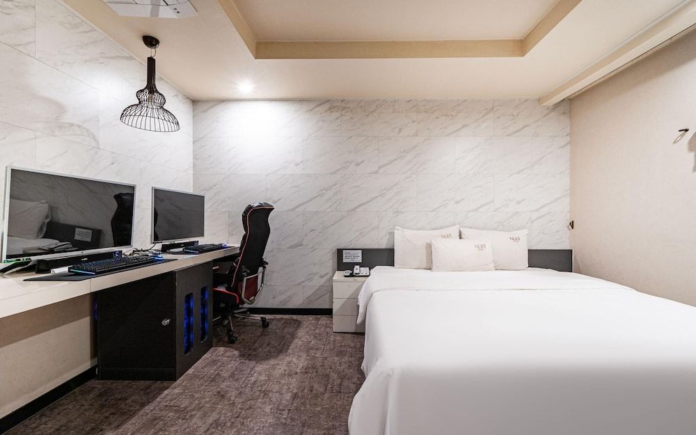 Busan Gwangalli Nuri Hotel Room (Gaming PC ROOM (couple PC free top-of) 3