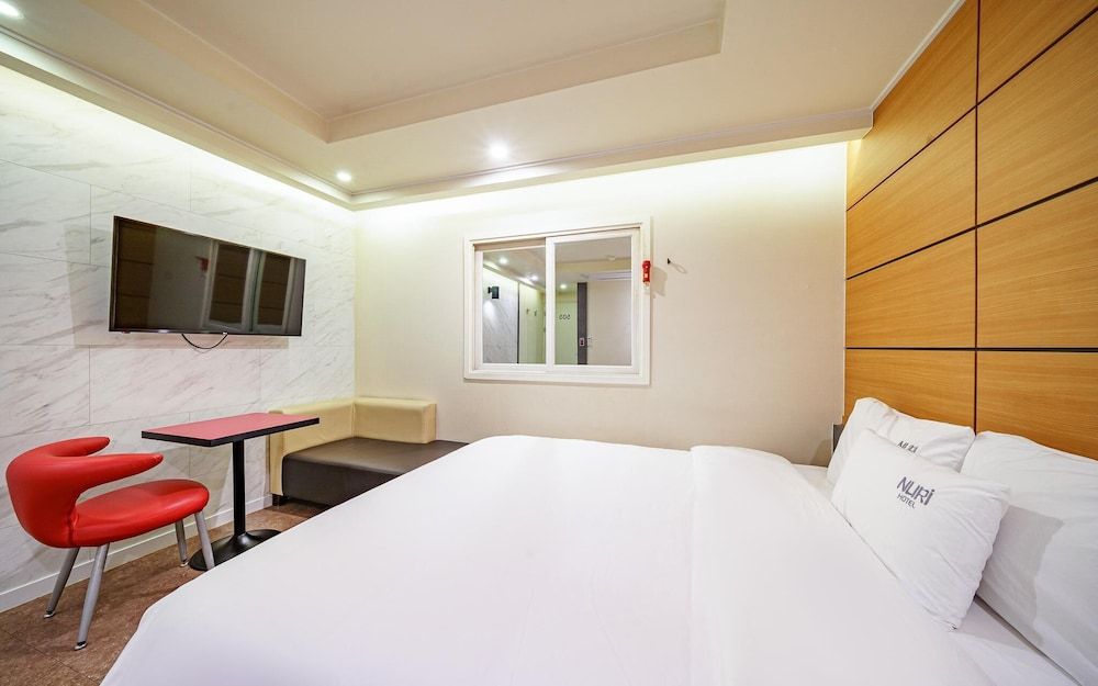 Busan Gwangalli Nuri Hotel Room (Deluxe (high-end amenities provided f) 8
