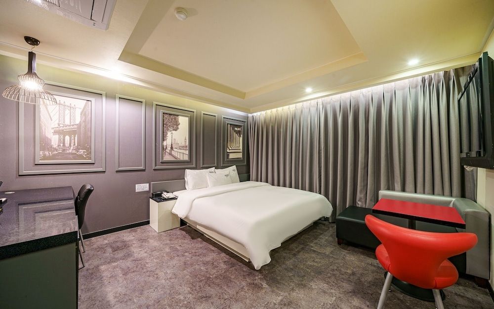 Busan Gwangalli Nuri Hotel Room (Deluxe (high-end amenities provided f) 13
