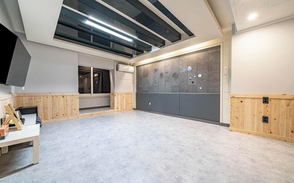 undefined Busan Songjeong GO 3