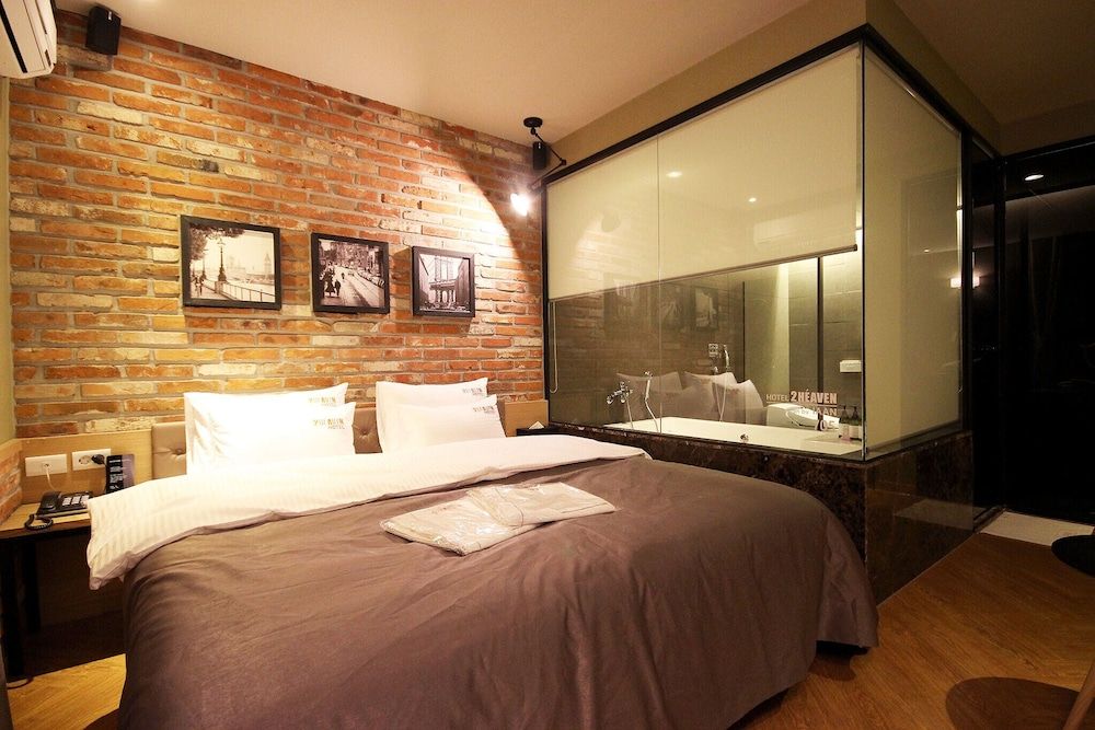 Busan Yeonsan Togok 2 Heaven Room (Deluxe (Netflix Bathtub))