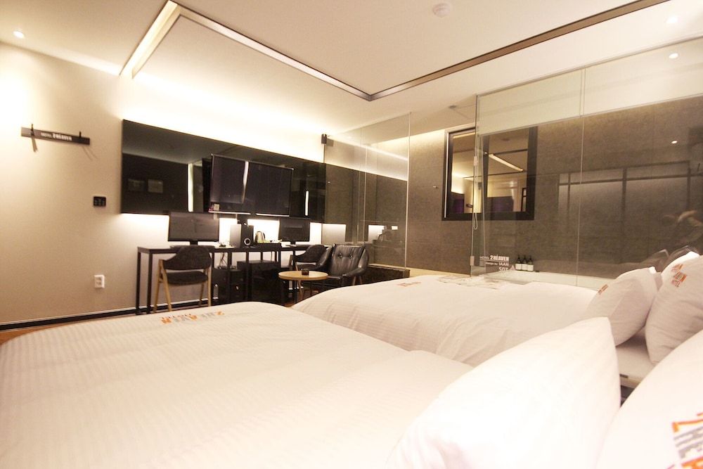 Busan Yeonsan Togok 2 Heaven Room (Sweet-Twin (Netflix available state-o) 4