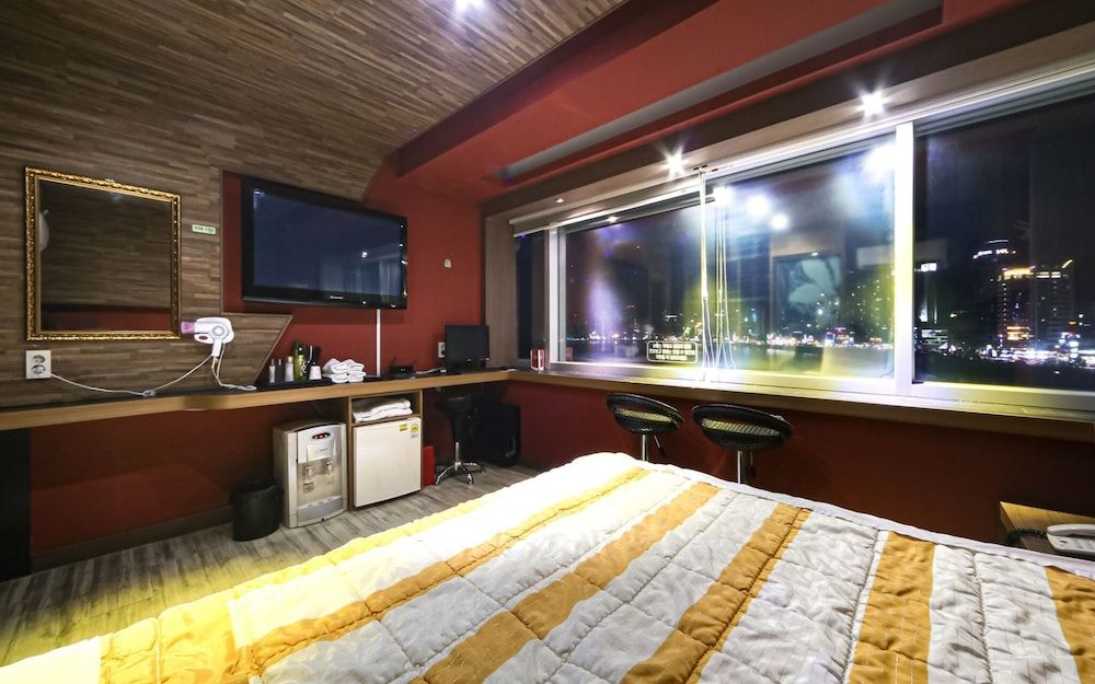 undefined Busan Gwangalli Q 5