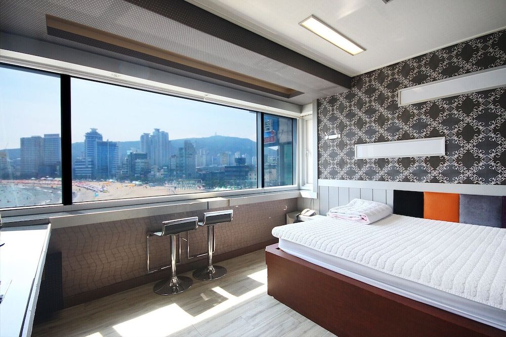 undefined Busan Gwangalli Q 4