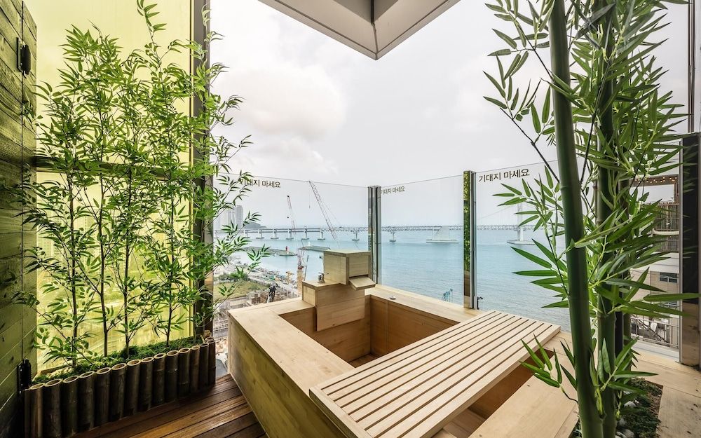 Busan Gwangalli The Club Hotel Room (AOA (10 pyeong) (open-air Hinoki-tang) 9