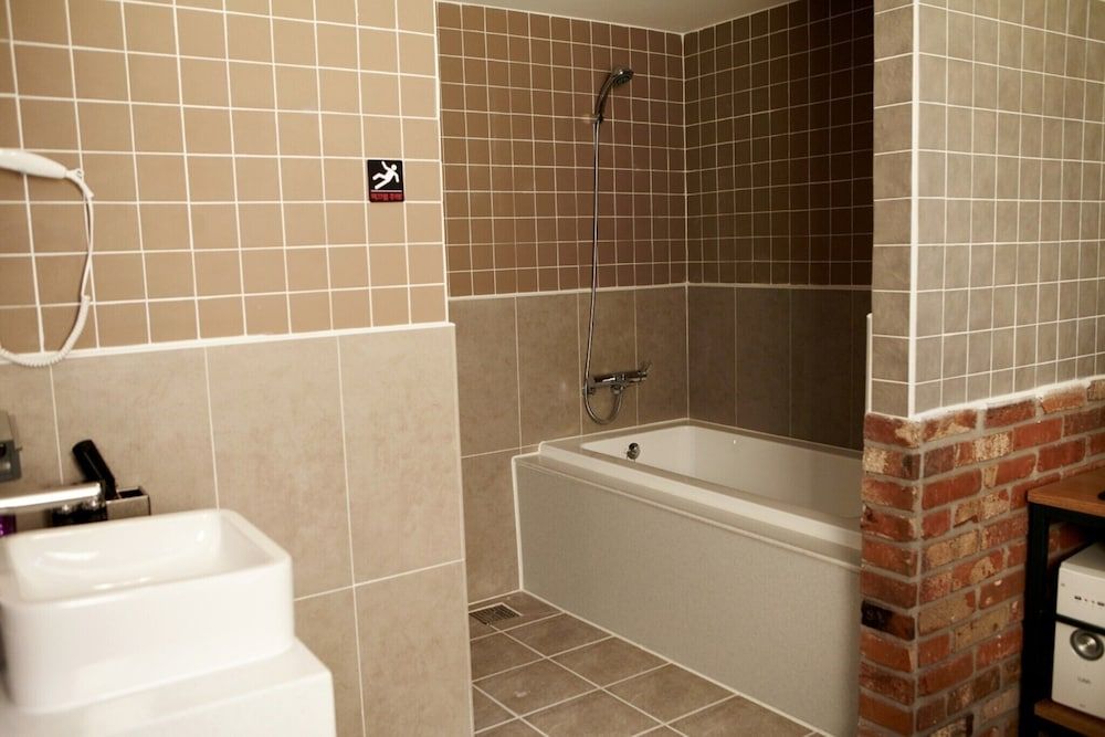 Busan Beomcheondong Q5 Room (Sweet-Twin(Netflix)) 6