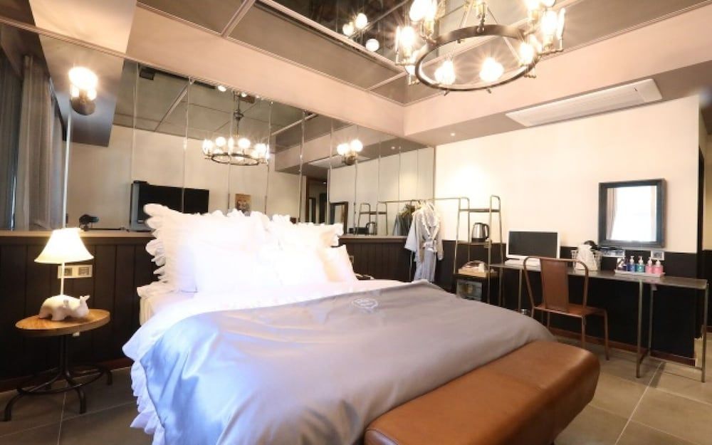 undefined Busan Iwol Hotel Shinho Branch 7