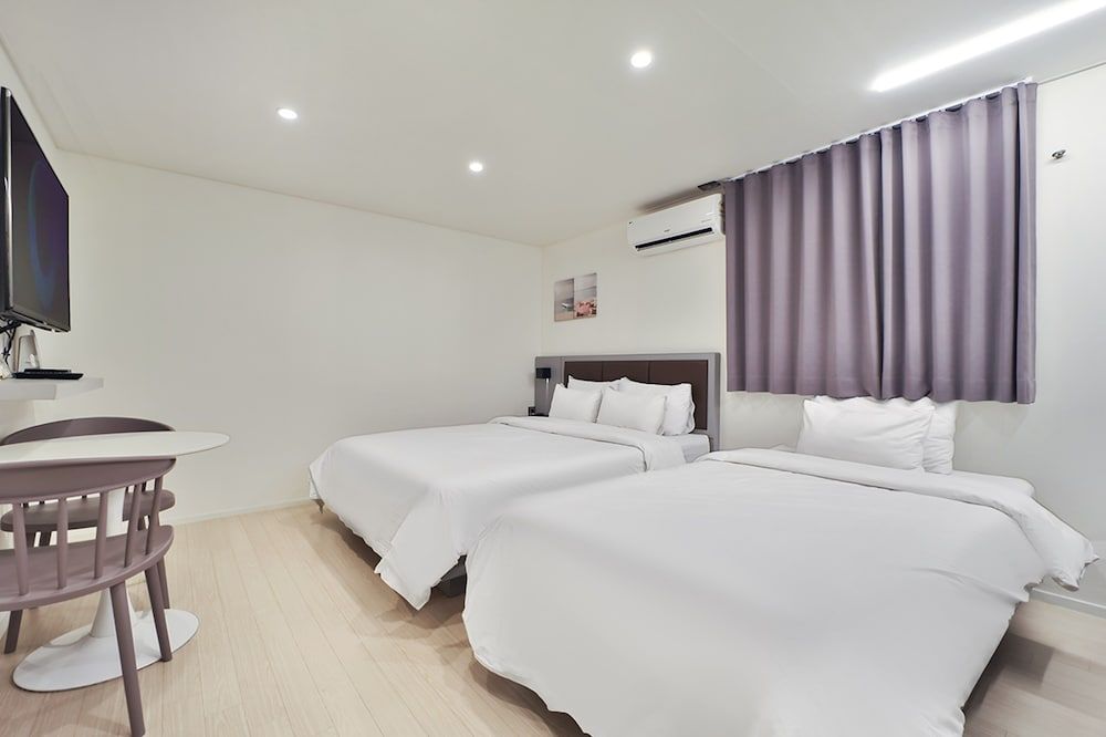 Green B Hotel Busan Seomyeon Premier Twin Room 3