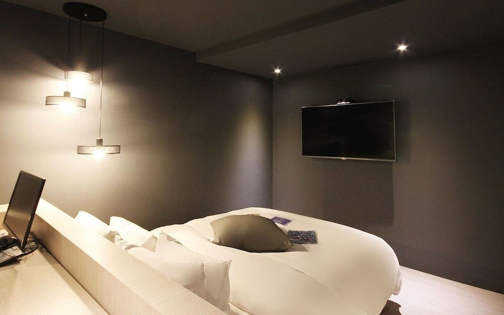 Yaja Busan Sasang Terminal Room (Standard (Netflix + latex bed + addit) 6