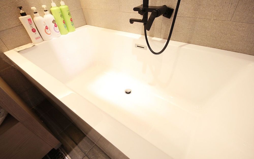 Yaja Busan Sasang Terminal Room (Deluxe (Netflix + Bathtub + Air Purif) 6