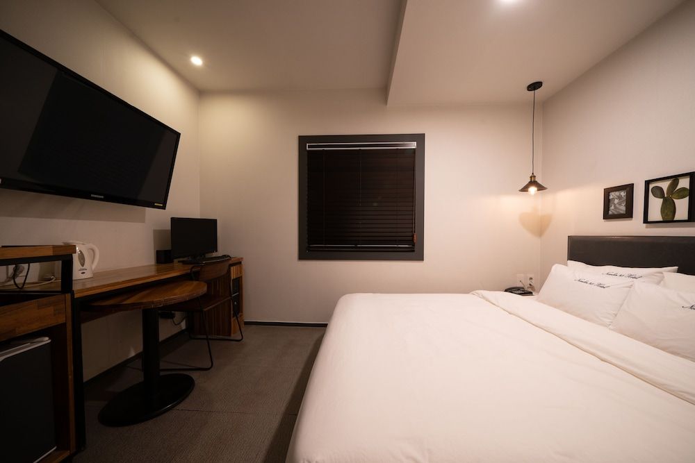 NO25 HOTEL YEONSAN Standard Double Room 4