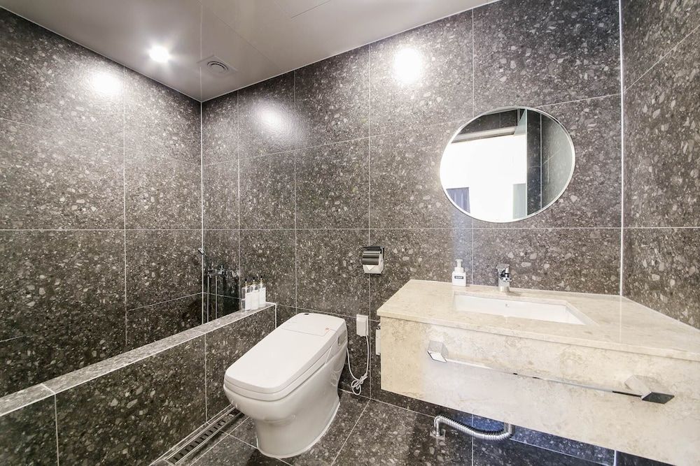 BONATREE HOTEL Deluxe Double Room (Semi Ocean View) 3