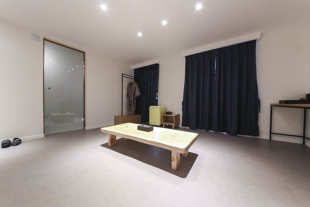 undefined BONATREE HOTEL 5