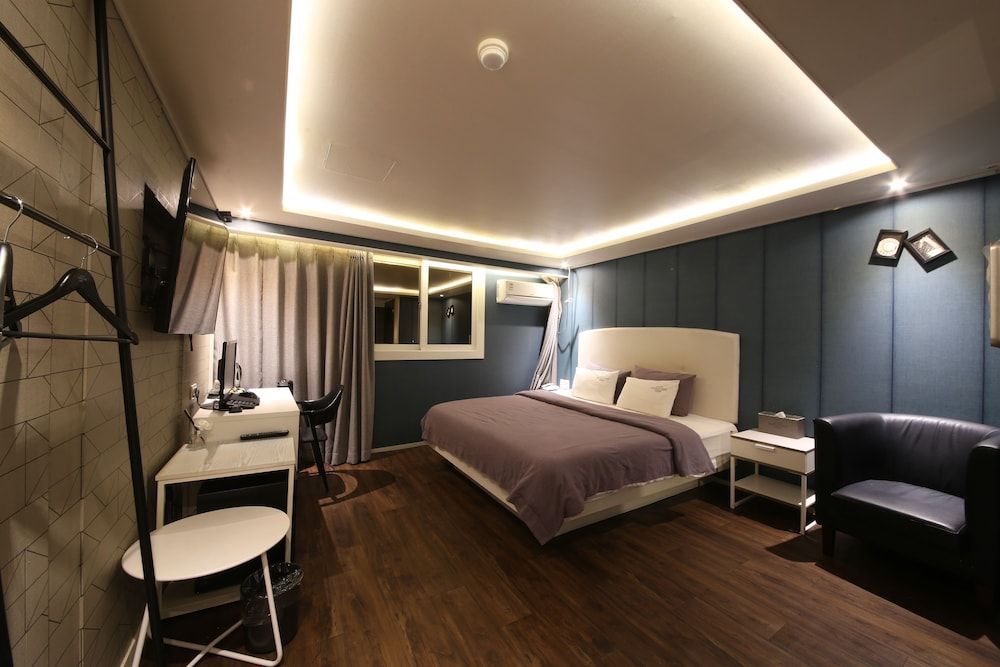 Hotel Frenchcode Standard Room 2