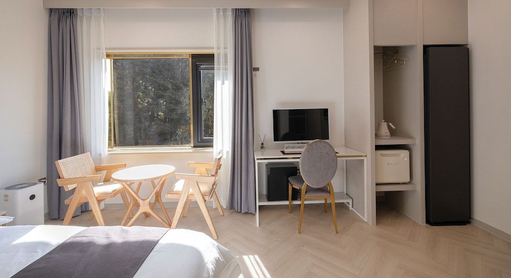 undefined Den Basta Forest Hotel 8