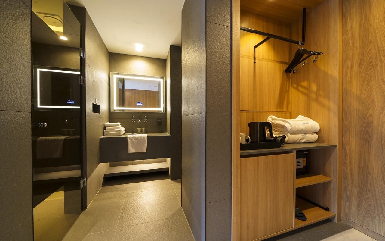 Standard Double City View