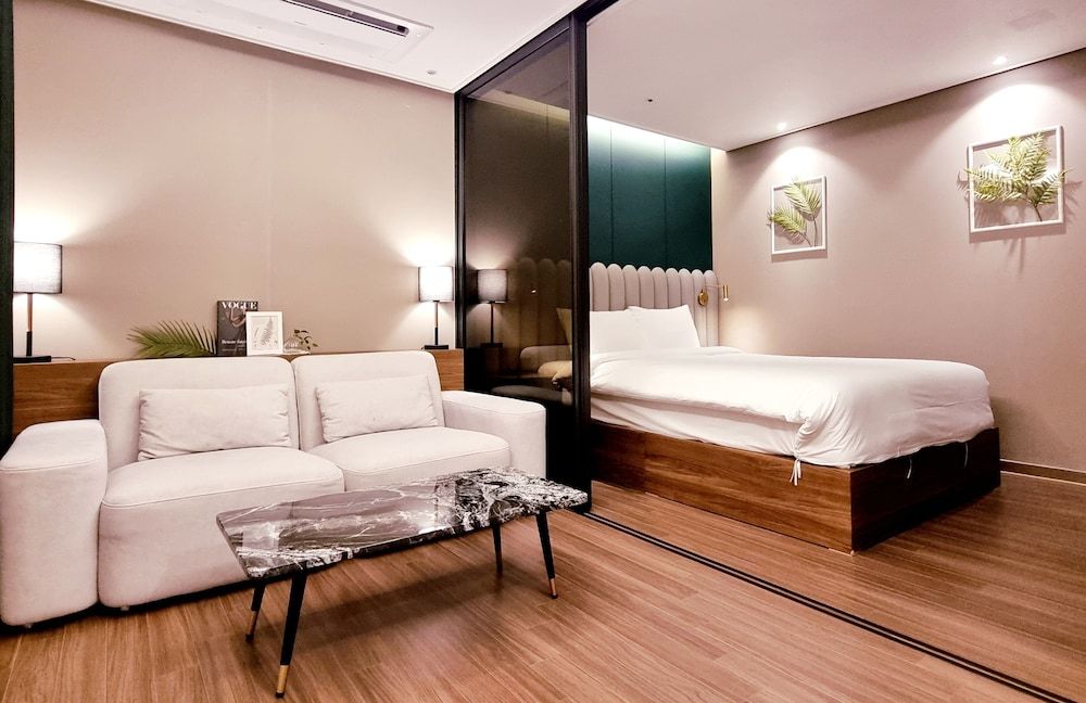 D.OV Haeundae Hotel Superior Double Room 4