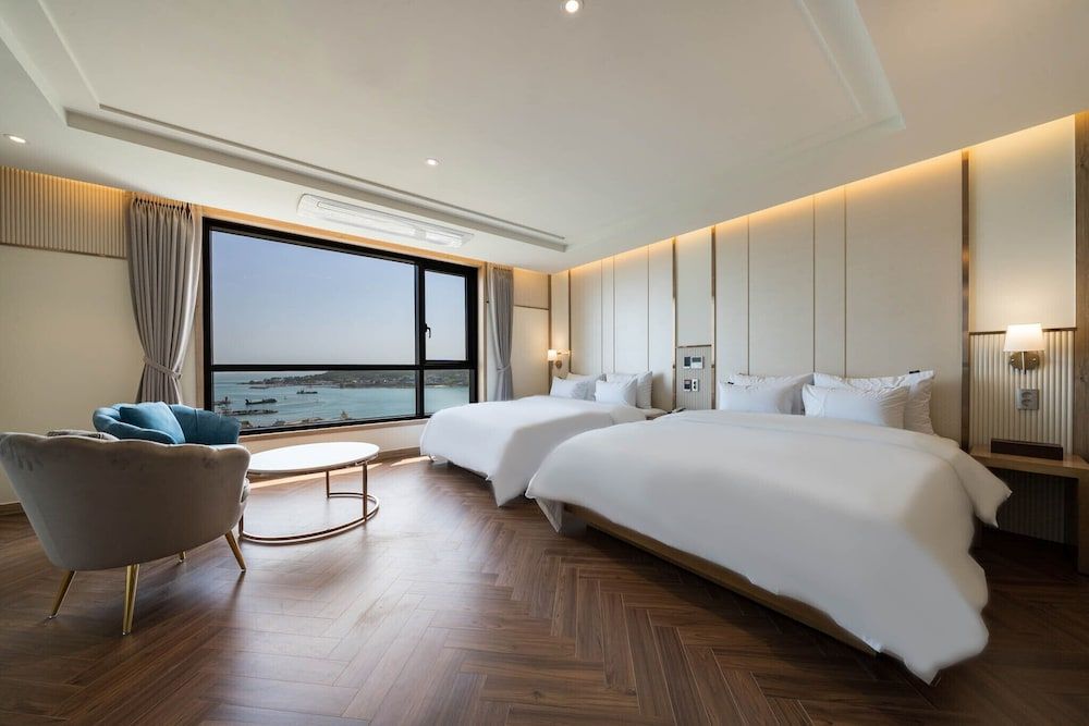 undefined H AVENUE HOTEL GIJANG ILGWANG