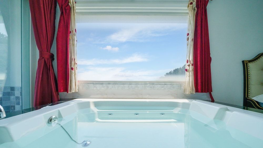 Youngduk Sea & Spa Pension Basic Room, 1 Bedroom (304 Mahogany) 7