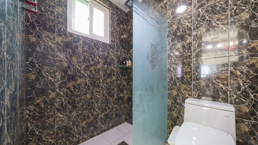 Youngduk Sea & Spa Pension Basic Room, 1 Bedroom (304 Mahogany) 6