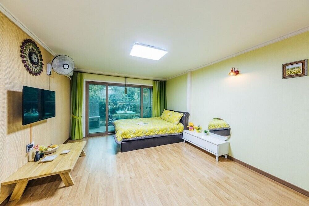 Jangsa Solbat Pension Room (203) 7