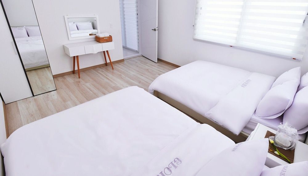 Glories Pension Room (1 Bedroom B Spa) 2