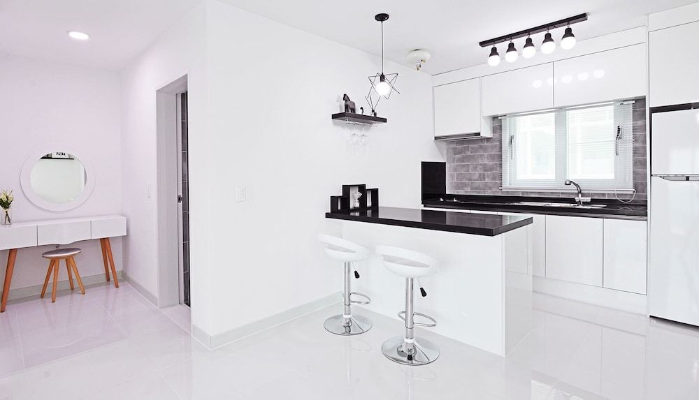 Glories Pension Room (Studio A Spa) 7