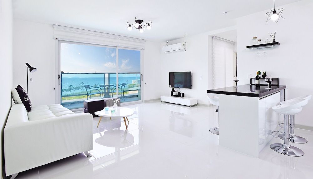 Glories Pension Room (1 Bedroom B Spa) 8