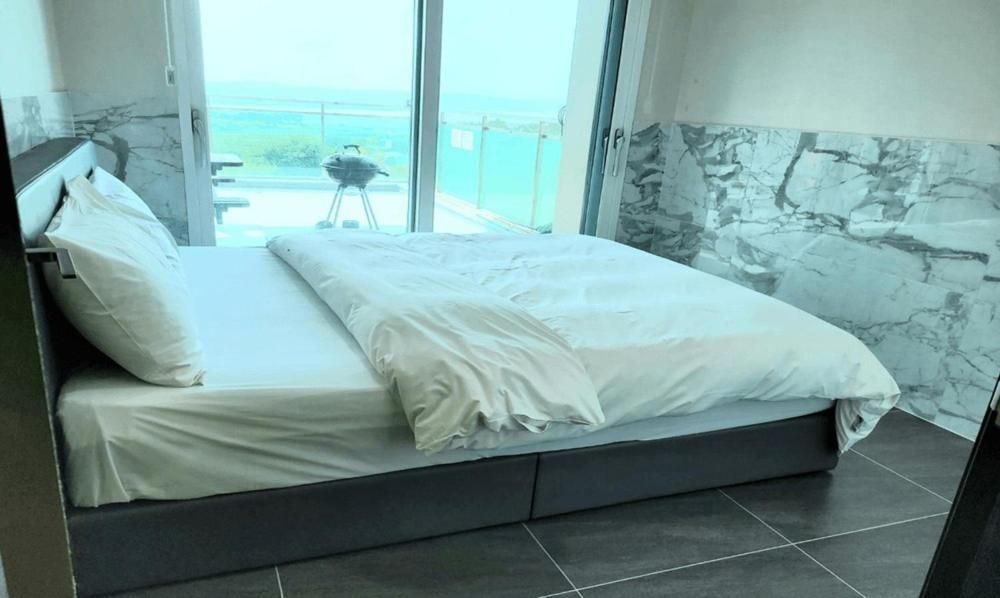 Paju Obladi Pool Villa Quadruple Room