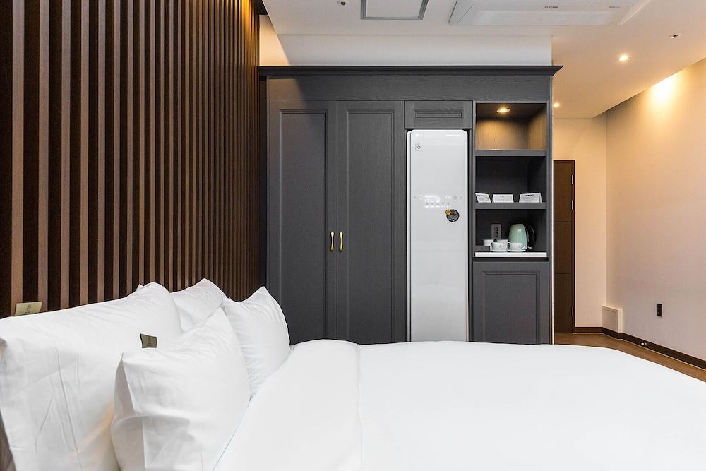 Hotel Demer Deluxe Bath Room 9