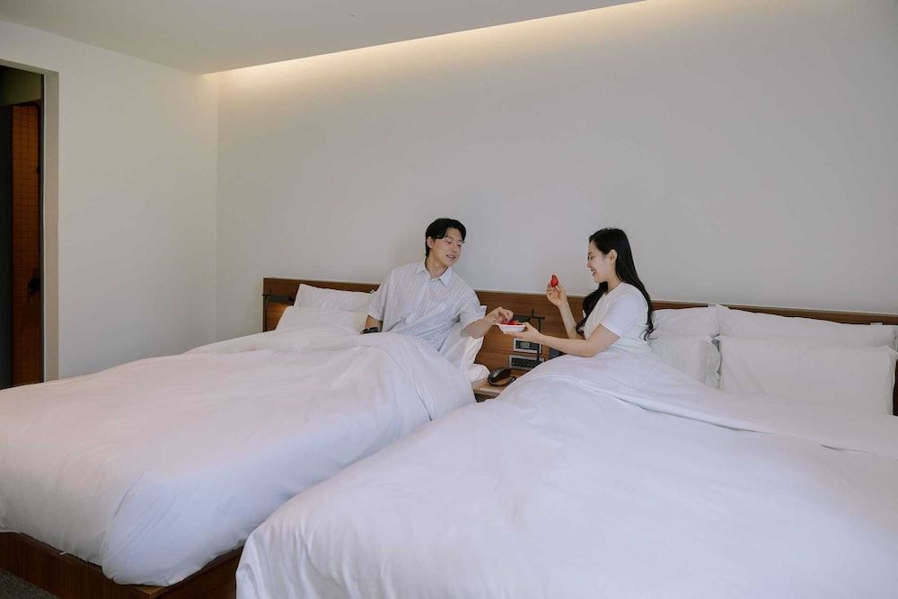 Moor Hotel by Anook Mokpo Wave 3